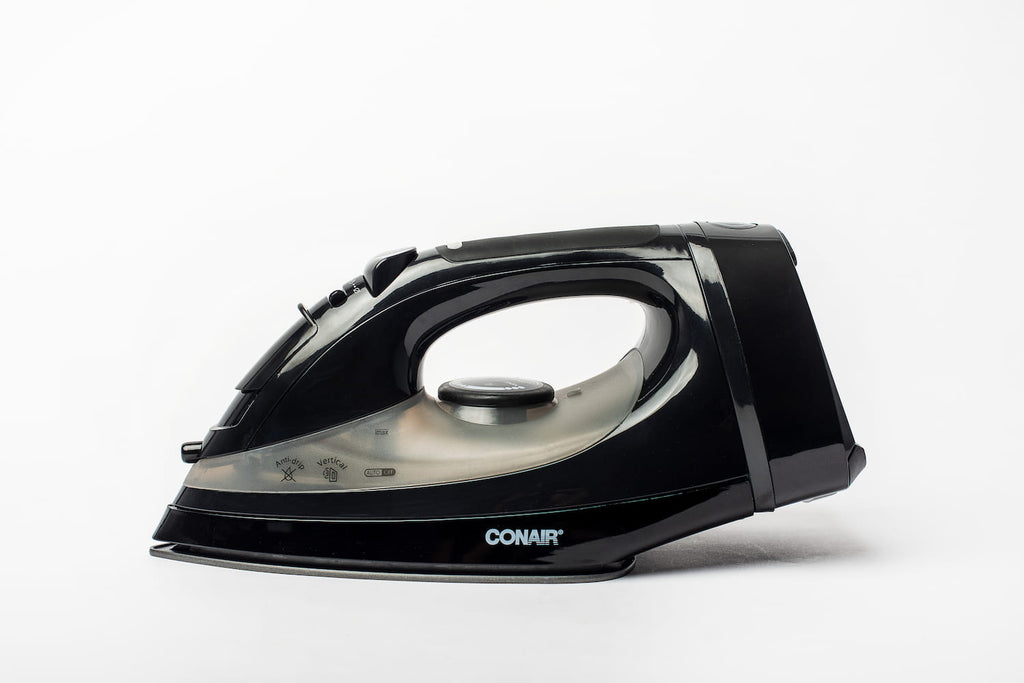 PLANCHA CONAIR CORDON RETRACTIL Y AUTO OFF